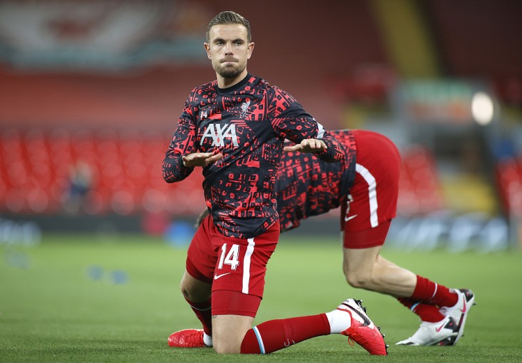 意媒：为避免球迷干扰，斯帕莱蒂决定尤文不在那不勒斯过夜（意媒称斯帕莱蒂为规避球迷打扰，决定尤文不在那不勒斯留宿）