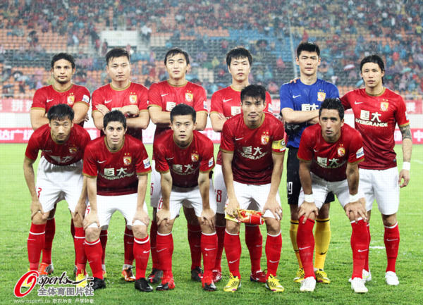 记者：拜仁和于帕进行深入谈判，他们预计球员最终会完成续约（记者：拜仁与于帕续约谈判深入，预计最终达成一致）