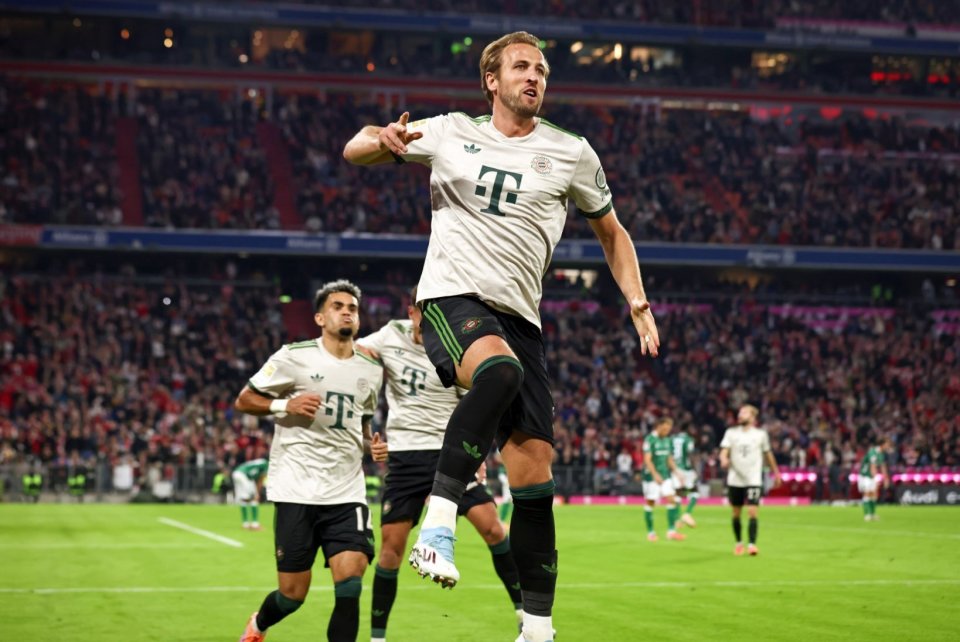 领先波兰3分+13个净胜球，荷兰基本锁定美加墨世界杯参赛席位（荷兰手握对波兰3分与13球净胜优势，几乎锁定美加墨世界杯资格）