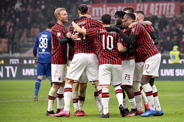 图片报：多特后防线出现危机，将面临安东和安塞尔米诺缺阵（图片报：多特防线告急，安东与安塞尔米诺将缺席）