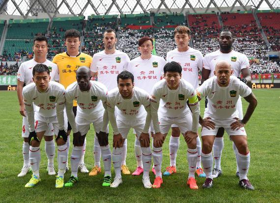 斯基拉：尤文将给伊尔迪兹500-550万年薪，加与欧冠挂钩奖金（斯基拉：尤文拟向伊尔迪兹提供500-550万年薪，并附欧冠激励条款）