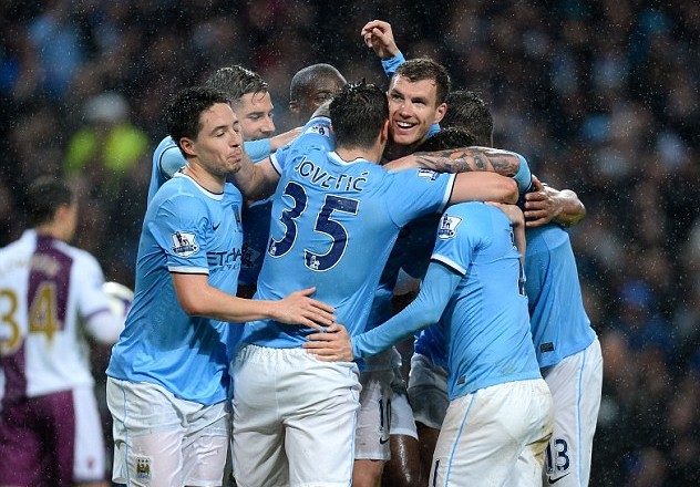 追求保罗，联手詹皇冲冠？湖人操作引爆联盟，字母哥也要加盟？（保罗成目标携手詹皇冲冠？湖人连番操作轰动联盟，字母哥或将加盟？）