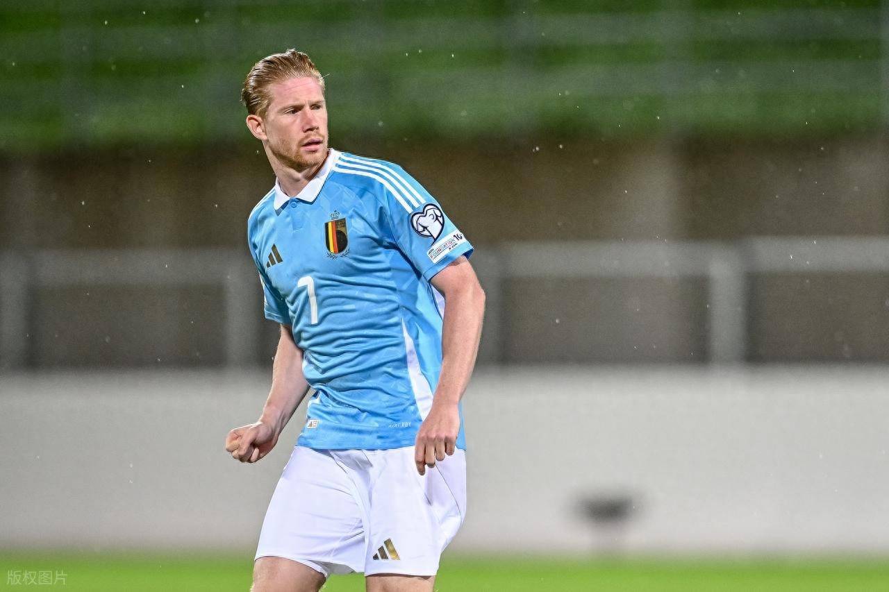 哈登生涯3次单场10+三分，与拉文和JR并列历史第四位（哈登生涯三度单场10+三分，与拉文、JR并列历史第4位）